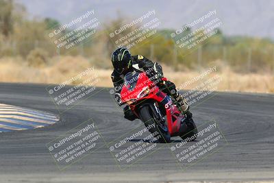 media/Mar-28-2022-Superbike Trackdays (Mon) [[b8603d0f67]]/Open Track Time/Turn 7/